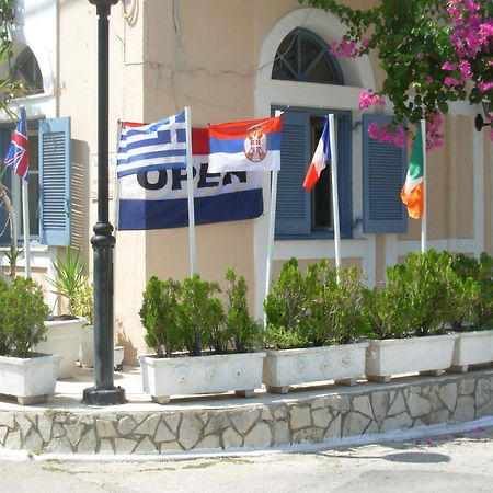 Louisa Studios Πόρος Εξωτερικό φωτογραφία